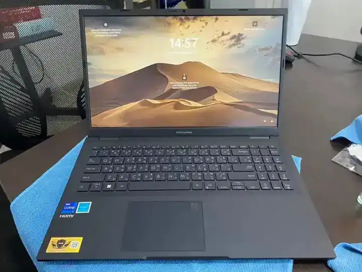 ฟิล์มกันรอย โน๊ตบุ๊ค Lenovo IdeaPad 5 2-in-1 Gen 9 14 นิ้ว (ต้นแบบหน้าสินค้าใหม่ – ทดสอบ)